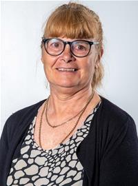 Profile image for Councillor Karen Renshaw